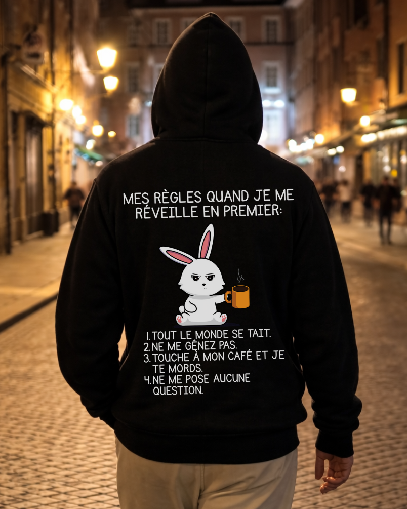Bunny Rules - Hoodie Unisex met FR-print op de achterkant.
